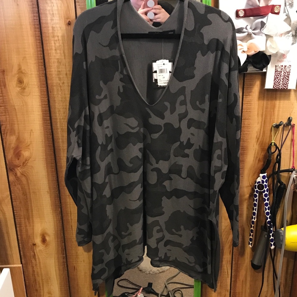 Camo oversized sweater